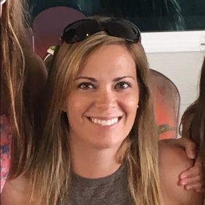 Meet your Posher, Malinda